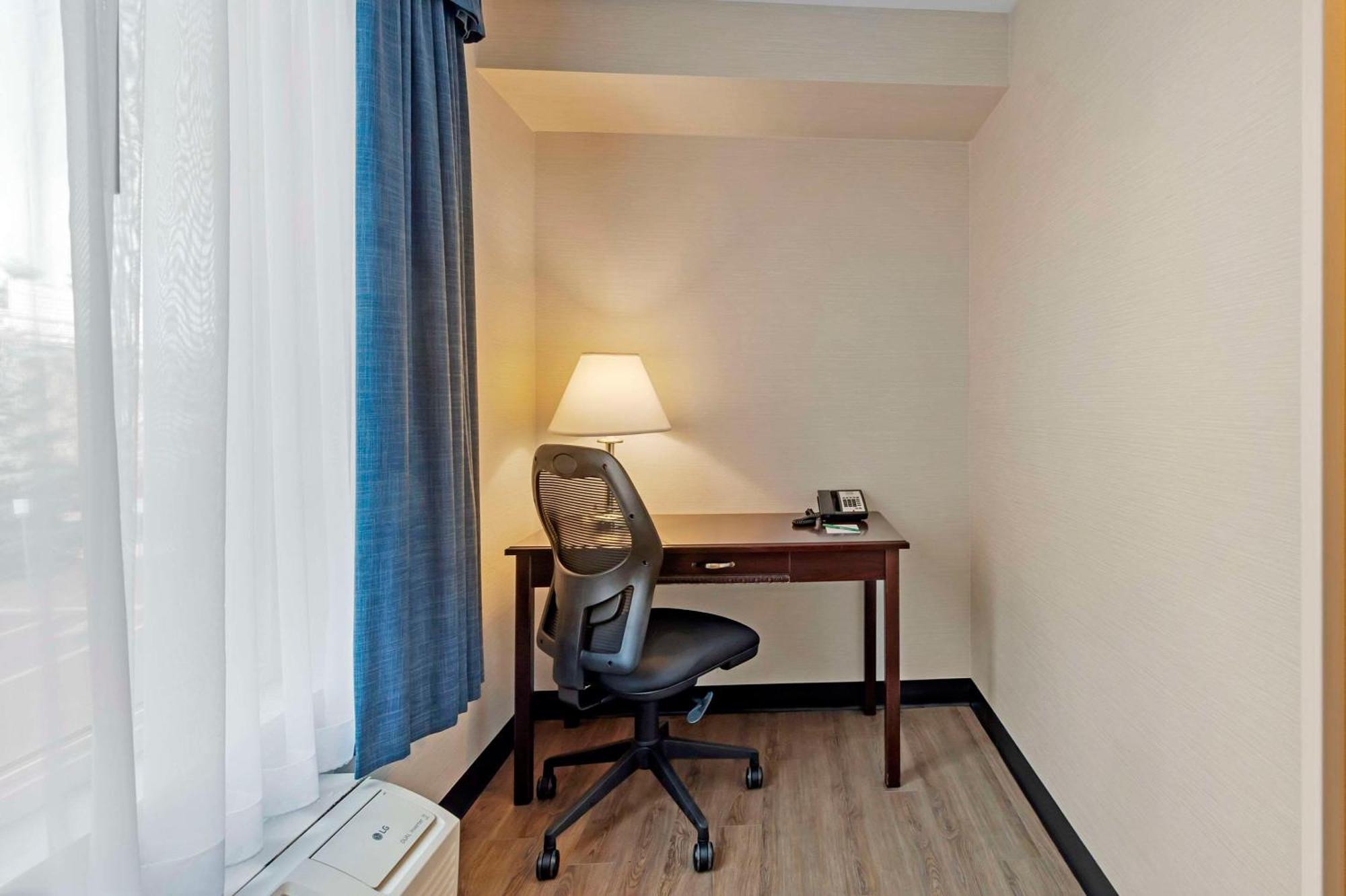 Quality Inn Ottawa Exterior foto